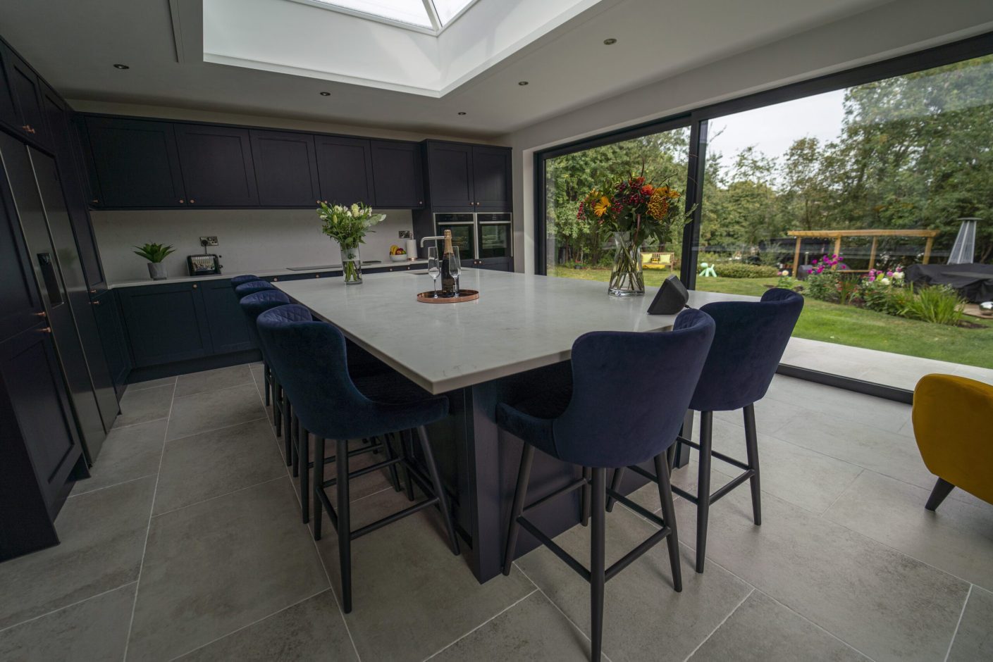 Carrara Quartz worktops in a modern kitchen and subtle grey veining