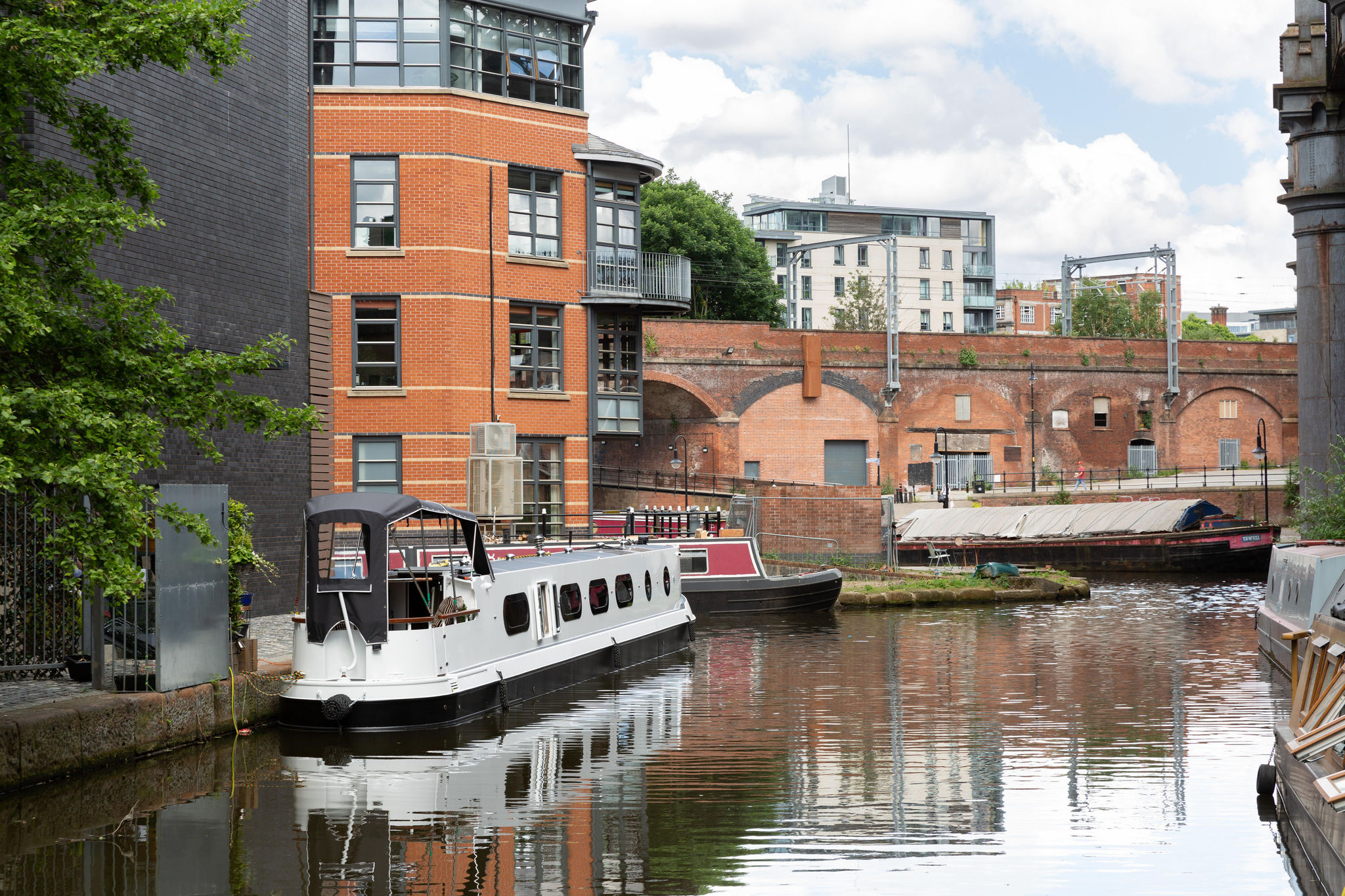 Narrow boat moored on a canal as part of Paul’s Ice White Quartz worktop testimonial