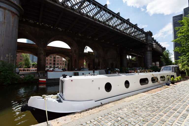 Narrow boat exterior photo for Paul’s Ice White Quartz worktop testimonial project