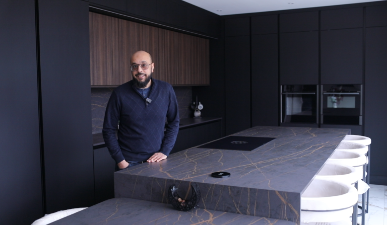 Nazia — Dekton Laurent Porcelain
